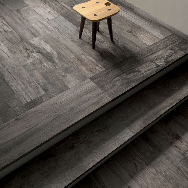 Dolphin Grey 20x120 naturale - Gres Porcellanato di ABK - Prezzo solo €40.33! Compra ora su CEGO CERAMICHE