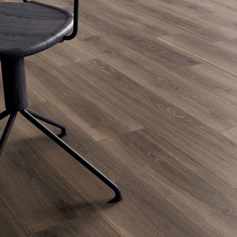 Eco Chic Brown 20x120 naturale - Gres Porcellanato di ABK - Prezzo solo €40.34! Compra ora su CEGO CERAMICHE