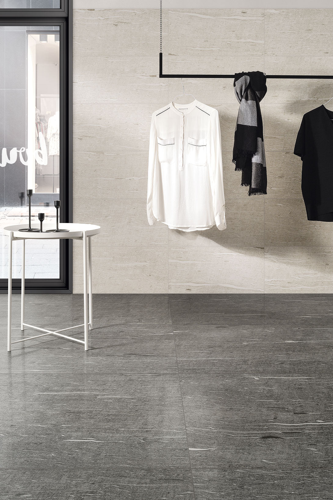 Moon Vein Dark Grey 45x90 Lucidato - Gres Porcellanato di Coem Ceramiche - Prezzo solo €49! Compra ora su CEGO CERAMICHE