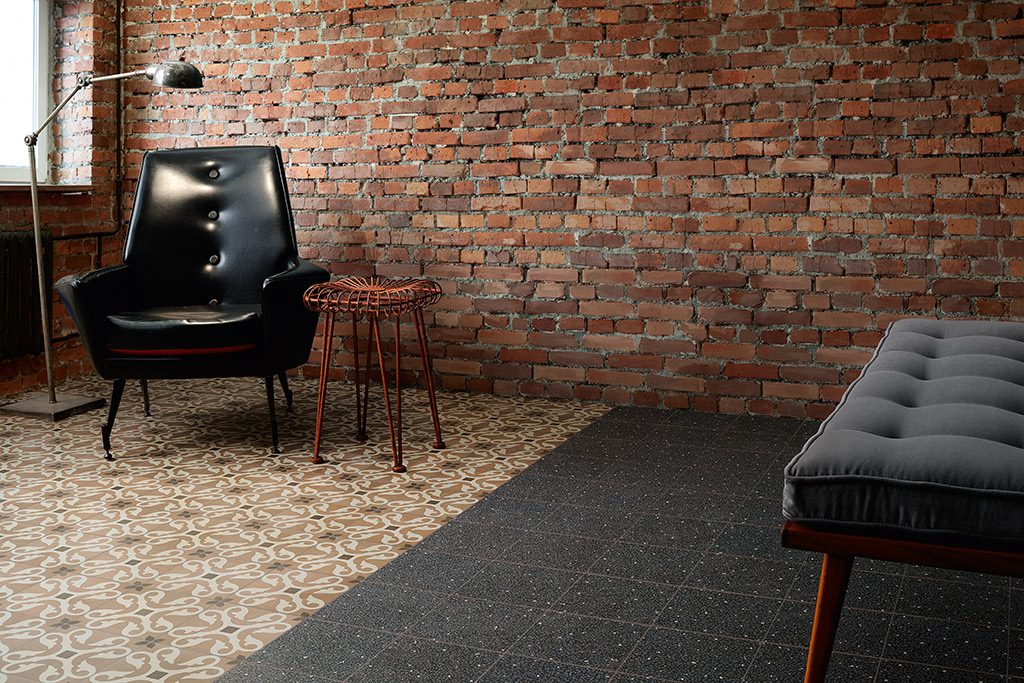 Cementine Retrò Nero 20x20 - Gres Porcellanato di Fioranese - Prezzo solo €51.85! Compra ora su CEGO CERAMICHE