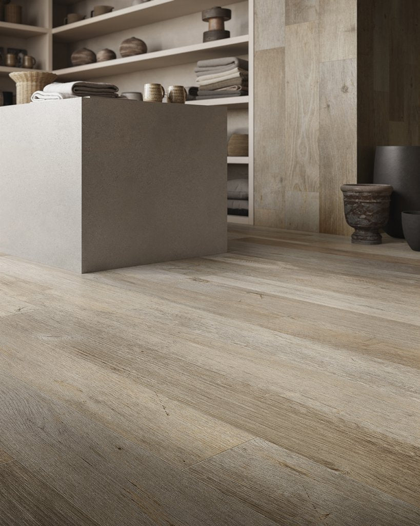 Yorkwood Walnut 9,4x49 Chevron - Gres Porcellanato di Ceramica Sant'Agostino - Prezzo solo €32.50! Compra ora su CEGO CERAMICHE