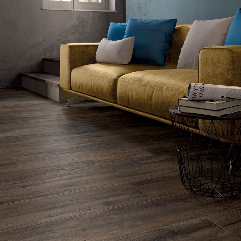 Legend Brown 20x120 nat - Gres Porcellanato di Ariana Ceramiche - Prezzo solo €40.50! Compra ora su CEGO CERAMICHE