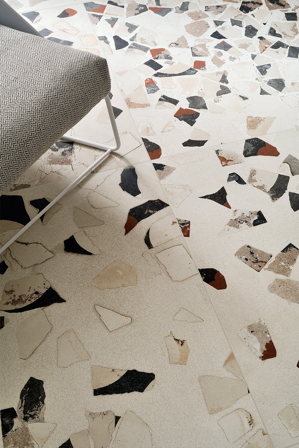 I Cocci Calce Spaccato 30x30 Naturale - Gres Porcellanato di Fioranese - Prezzo solo €41.26! Compra ora su CEGO CERAMICHE