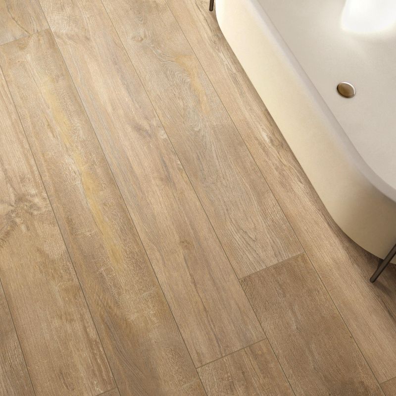 Cozy Havana 20x120 Nat - Gres Porcellanato di Flaviker - Prezzo solo €46! Compra ora su CEGO CERAMICHE