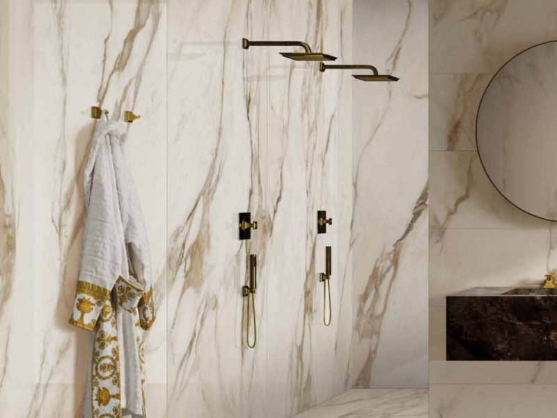 Foto ambientata ufficiale - superbe soffione - finitura fotografata: Oro