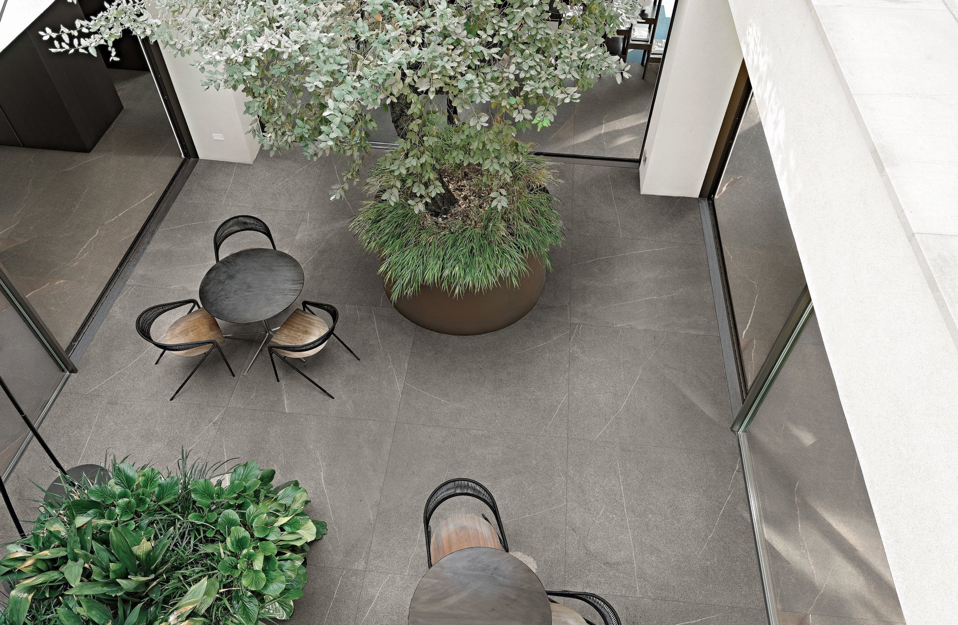 Coretech Flame Light 120x120 6mm - Gres Porcellanato di Florim - Prezzo solo €138.36! Compra ora su CEGO CERAMICHE