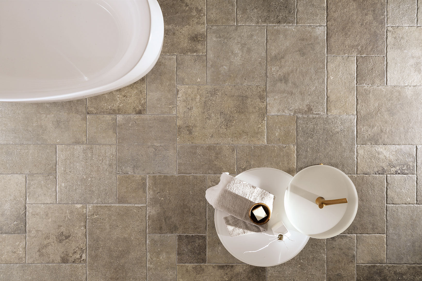 Loire Taupe 40,8x61,4 Esterno - Gres Porcellanato di Coem Ceramiche - Prezzo solo €31.55! Compra ora su CEGO CERAMICHE