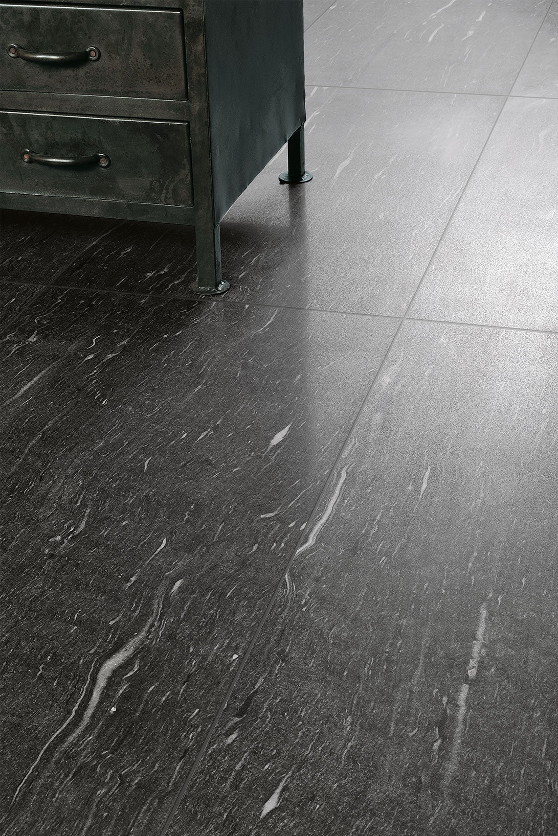 Moon Vein Black 30x60 Esterno - Gres Porcellanato di Coem Ceramiche - Prezzo solo €30! Compra ora su CEGO CERAMICHE