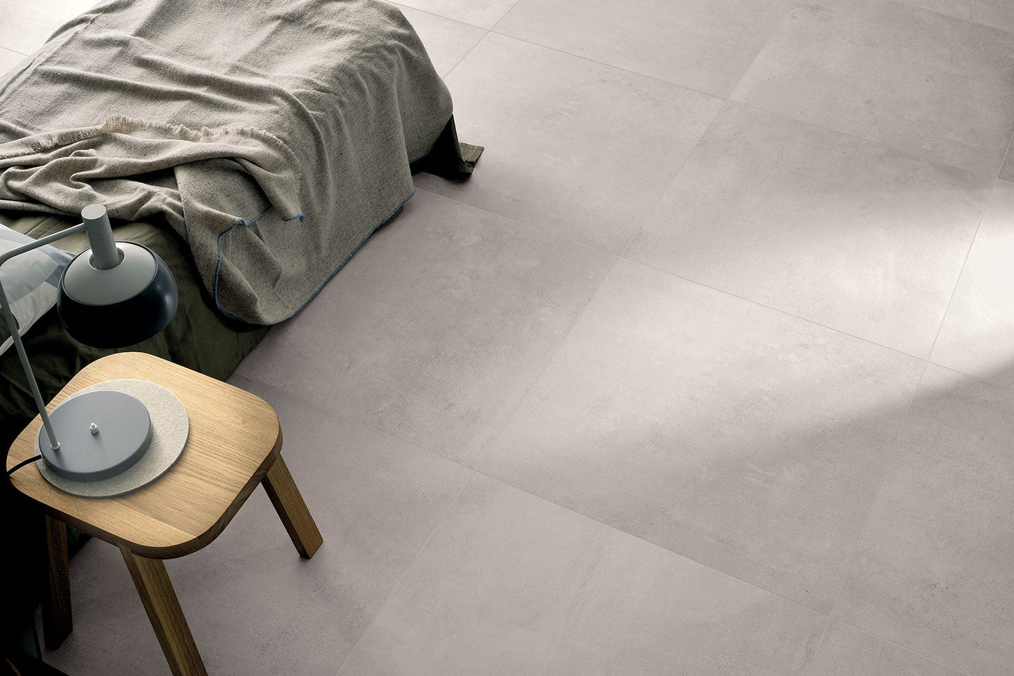 Cottocemento Light Grey 60,4x120,8 Naturale - Gres Porcellanato di Coem Ceramiche - Prezzo solo €49! Compra ora su CEGO CERAMICHE