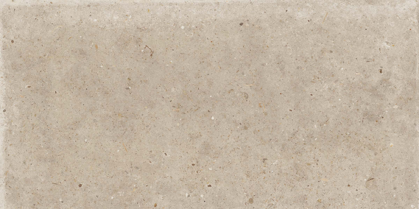 Out.20 Poetry Stone Pirenei Ecru 60x120 20mm R11 - Gres Porcellanato di ABK - Prezzo solo €35.32! Compra ora su CEGO CERAMICHE