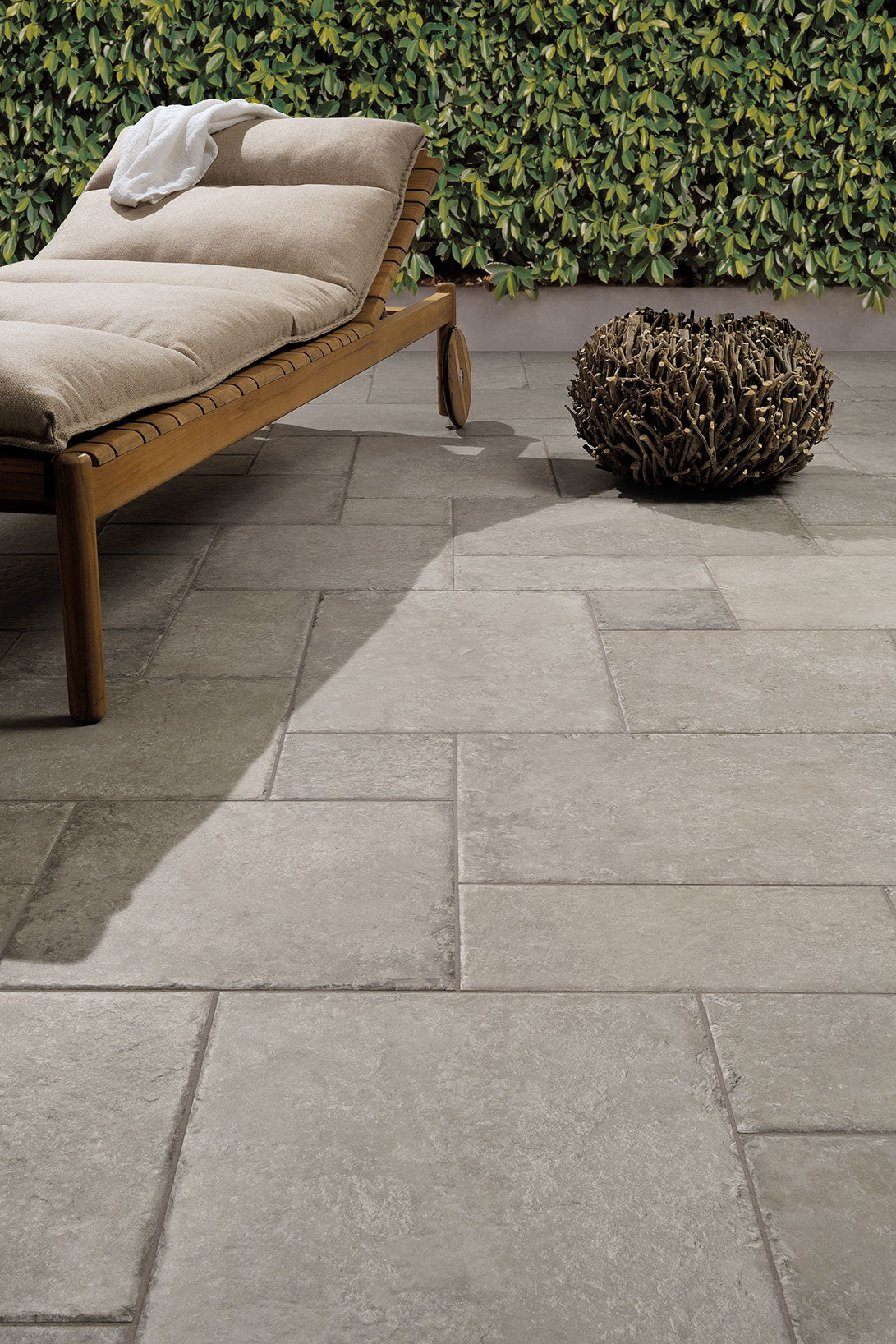 Castle Grey 40,8x61,4 Esterno - Gres Porcellanato di Coem Ceramiche - Prezzo solo €31.50! Compra ora su CEGO CERAMICHE