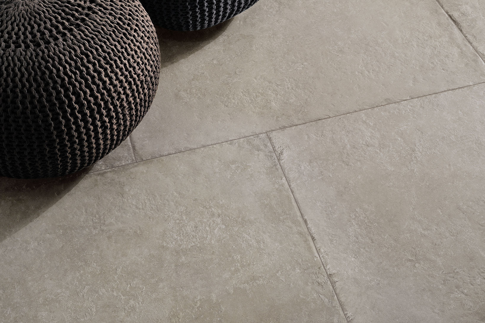 Castle Grey 40,8x61,4 Esterno - Gres Porcellanato di Coem Ceramiche - Prezzo solo €31.50! Compra ora su CEGO CERAMICHE