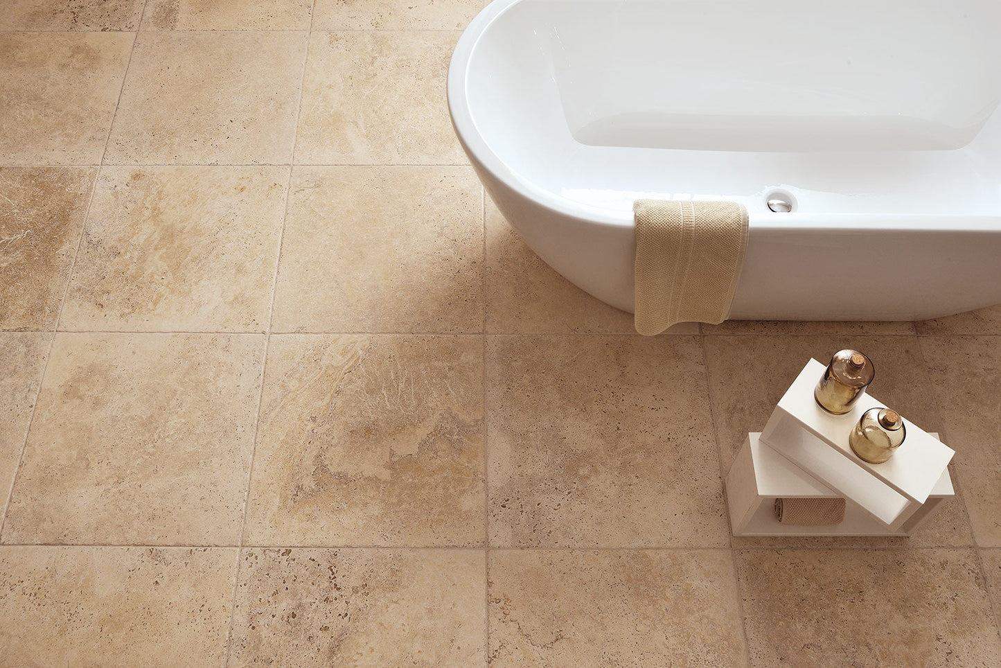 Aquitaine Beige 60,4x90,6 Esterno R11 - Gres Porcellanato di Coem Ceramiche - Prezzo solo €56.45! Compra ora su CEGO CERAMICHE