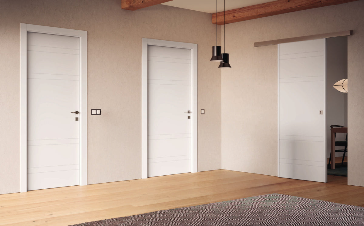 Porta interna Portalacasa Dynamic Pro - Bianco Laccato nell’ambientazione del catalogo