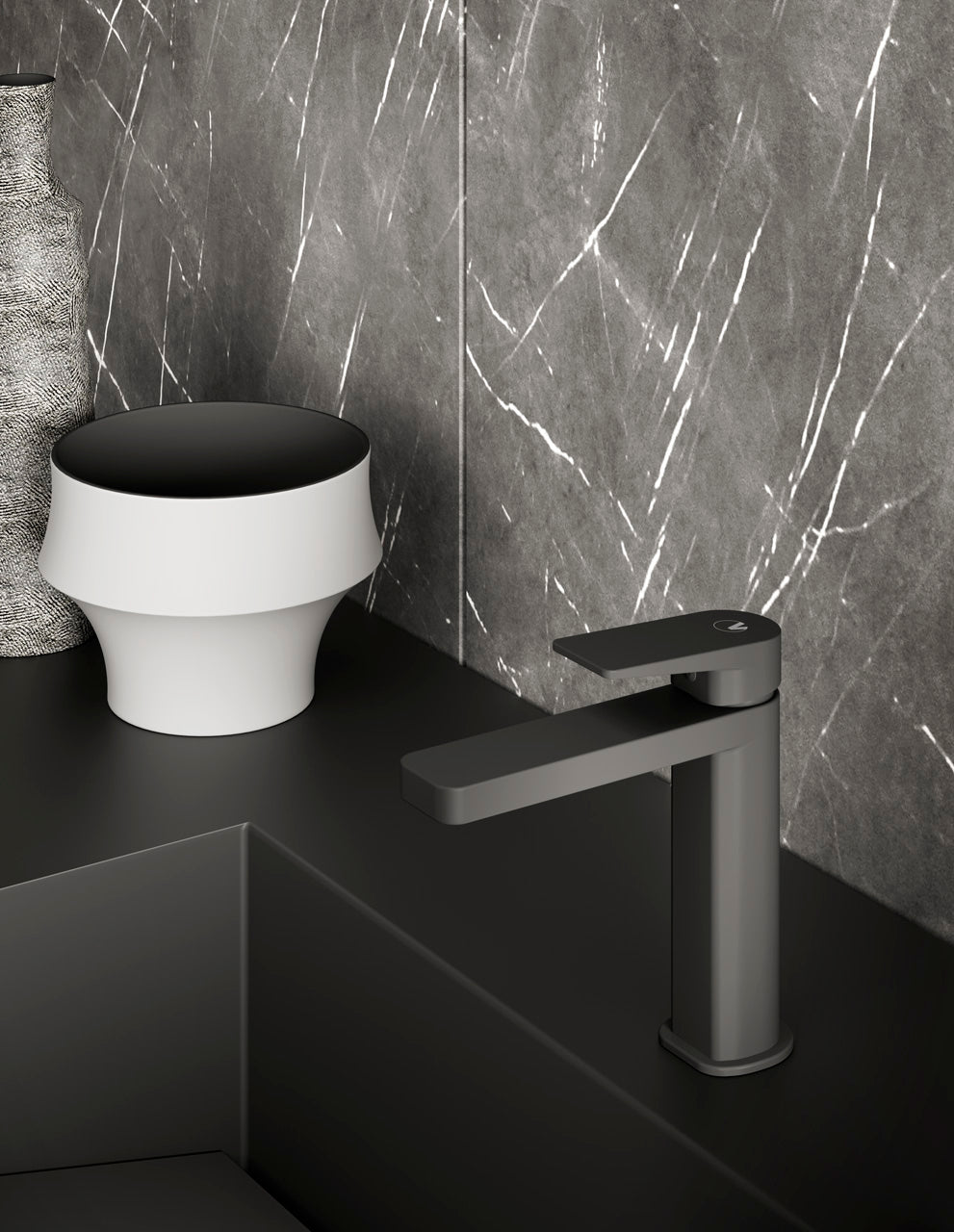 Deck Lavabo Monocomando Nero Opaco Carbon - Rubinetteria di Vanitadocce - Prezzo solo €99! Compra ora su CEGO CERAMICHE